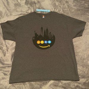 AMAZON New York City JFK8 T-shirt NEW XL